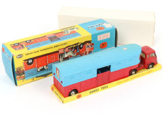 Lot 265 - CORGI TOYS (GB) (1)