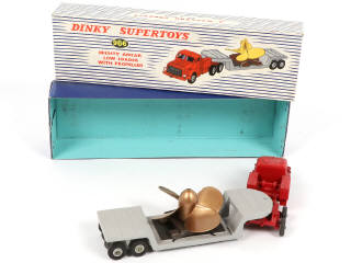 Lot 545 - DINKY TOYS (GB) (1)