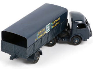 Lot 448 - DINKY TOYS (FRANCE) (1)
