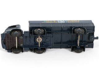 Lot 448 - DINKY TOYS (FRANCE) (1)