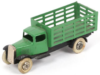 Lot 498 - DINKY TOYS (GB) (1)