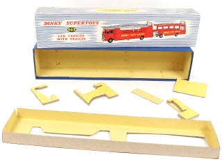 Lot 546 - DINKY TOYS (GB) (1)