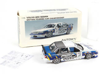 Lot 83 - AUTOART (ALLEMAGNE) (1)