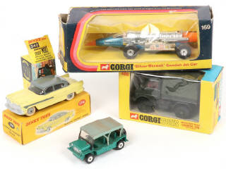 Lot 241 - DINKY TOYS (GB) (4)