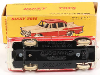 Lot 261 - DINKY TOYS (FRANCE) (1)