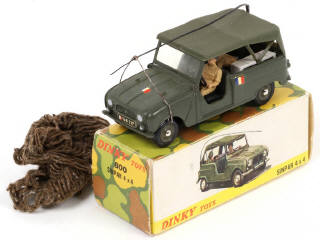 Lot 268 - DINKY TOYS (FRANCE) (1)