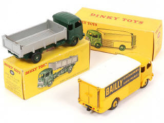 Lot 288 - DINKY TOYS (FRANCE) (2)