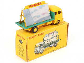 Lot 273 - DINKY TOYS (FRANCE) (1)