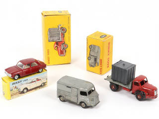Lot 297 - DINKY TOYS (FRANCE) (3)
