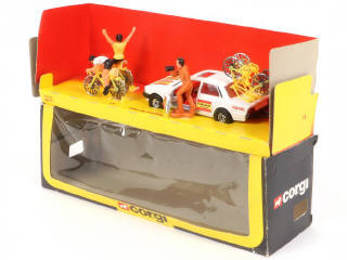 Lot 144 - CORGI TOYS (GB) (1)