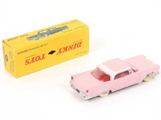 Lot 262 - DINKY TOYS (FRANCE) (1)