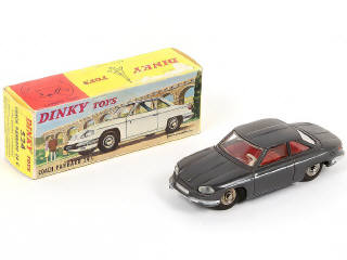 Lot 265 - DINKY TOYS (FRANCE) (1)