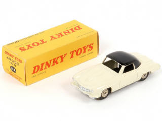 Lot 260 - DINKY TOYS (FRANCE) (1)