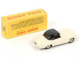 Lot 260 - DINKY TOYS (FRANCE) (1)