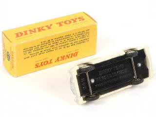 Lot 260 - DINKY TOYS (FRANCE) (1)