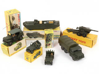 Lot 304 - DINKY TOYS (FRANCE) (6)