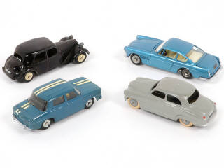 Lot 299 - DINKY TOYS (FRANCE) (4)