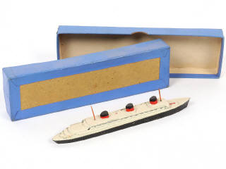 Lot 254 - DINKY TOYS (FRANCE) (1)