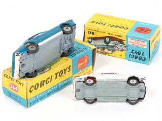 Lot 152 - CORGI TOYS (GB) (2)