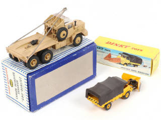Lot 296 - DINKY TOYS (FRANCE) (2)
