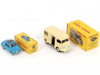 Lot 286 - DINKY TOYS (FRANCE) (2)