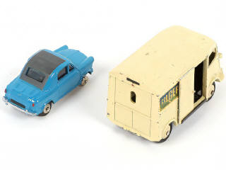 Lot 286 - DINKY TOYS (FRANCE) (2)