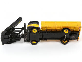 Lot 237 - DINKY TOYS (GB) (1)