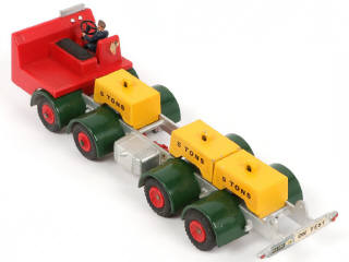 Lot 235 - DINKY TOYS (GB) (1)