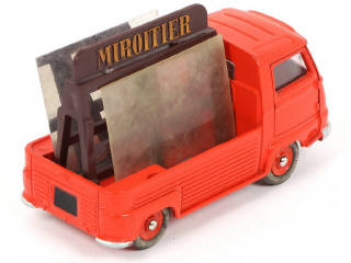 Lot 263 - DINKY TOYS (FRANCE) (1)