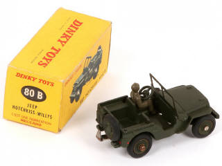 Lot 301 - DINKY TOYS (FRANCE) (3)