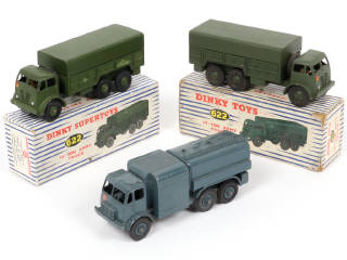 Lot 277 - DINKY TOYS (GB) (3)