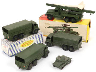 Lot 288 - DINKY TOYS (GB) (5)