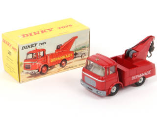 Lot 306 - DINKY TOYS (FRANCE) (1)