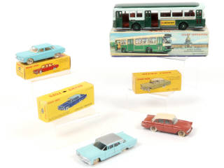 Lot 323 - DINKY TOYS (FRANCE) (4)