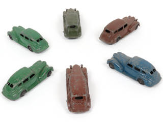 Lot 291 - DINKY TOYS (GB) (6)