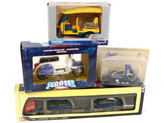 Lot 111 - DIVERS (18)