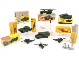 Lot 296 - DINKY TOYS (8)