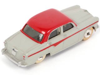 Lot 237 - DINKY TOYS (GB) (1)