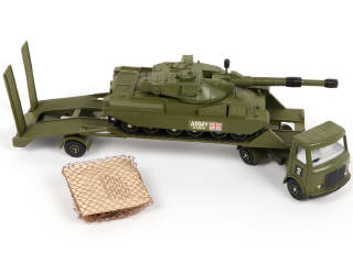 Lot 255 - DINKY TOYS (GB) (1)