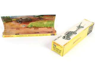 Lot 256 - DINKY TOYS (GB) (1)