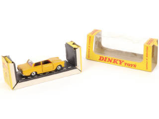 Lot 247 - DINKY TOYS (GB) (1)