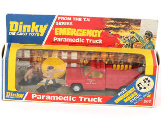 Lot 253 - DINKY TOYS (GB) (1)