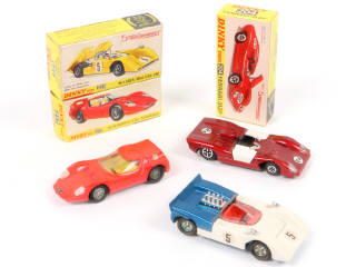 Lot 275 - DINKY TOYS (GB) (3)