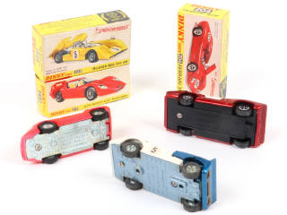 Lot 275 - DINKY TOYS (GB) (3)