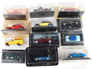 Lot 98 - DIVERS (12)