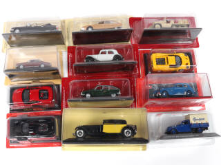Lot 96 - DIVERS (12)