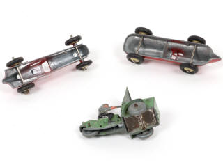 Lot 318 - DINKY TOYS (FRANCE) (3)