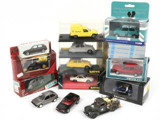 Lot 74 - DIVERS (12)