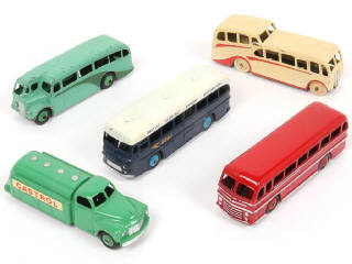 Lot 218 - DINKY TOYS (GB) (5)