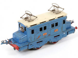 Lot 28 - HORNBY 'O' (FRANCE) (1)